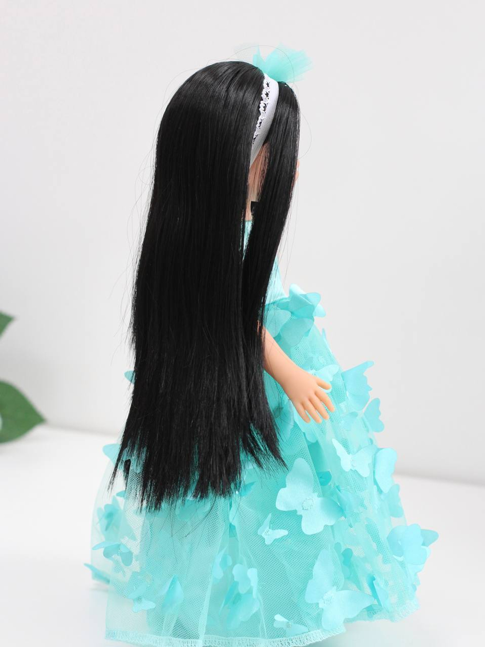 Паола с волосами до колен в наряде, пижама в комплекте (Обувь может отличаться от фото)