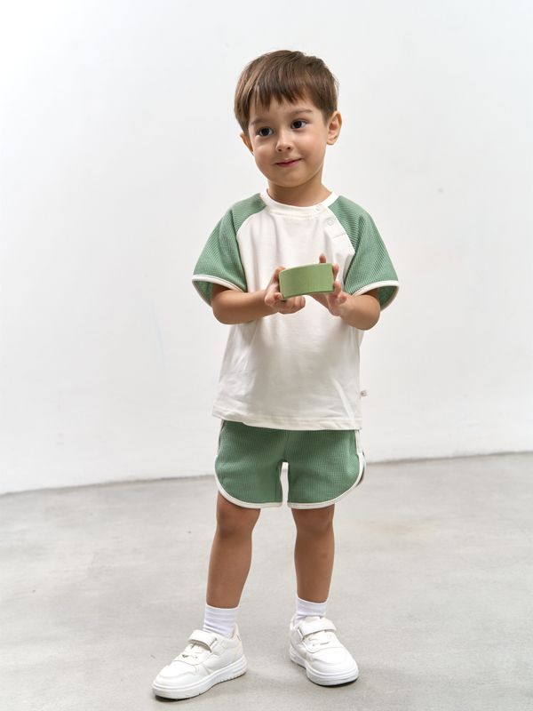 Комплект футболка и шорты 