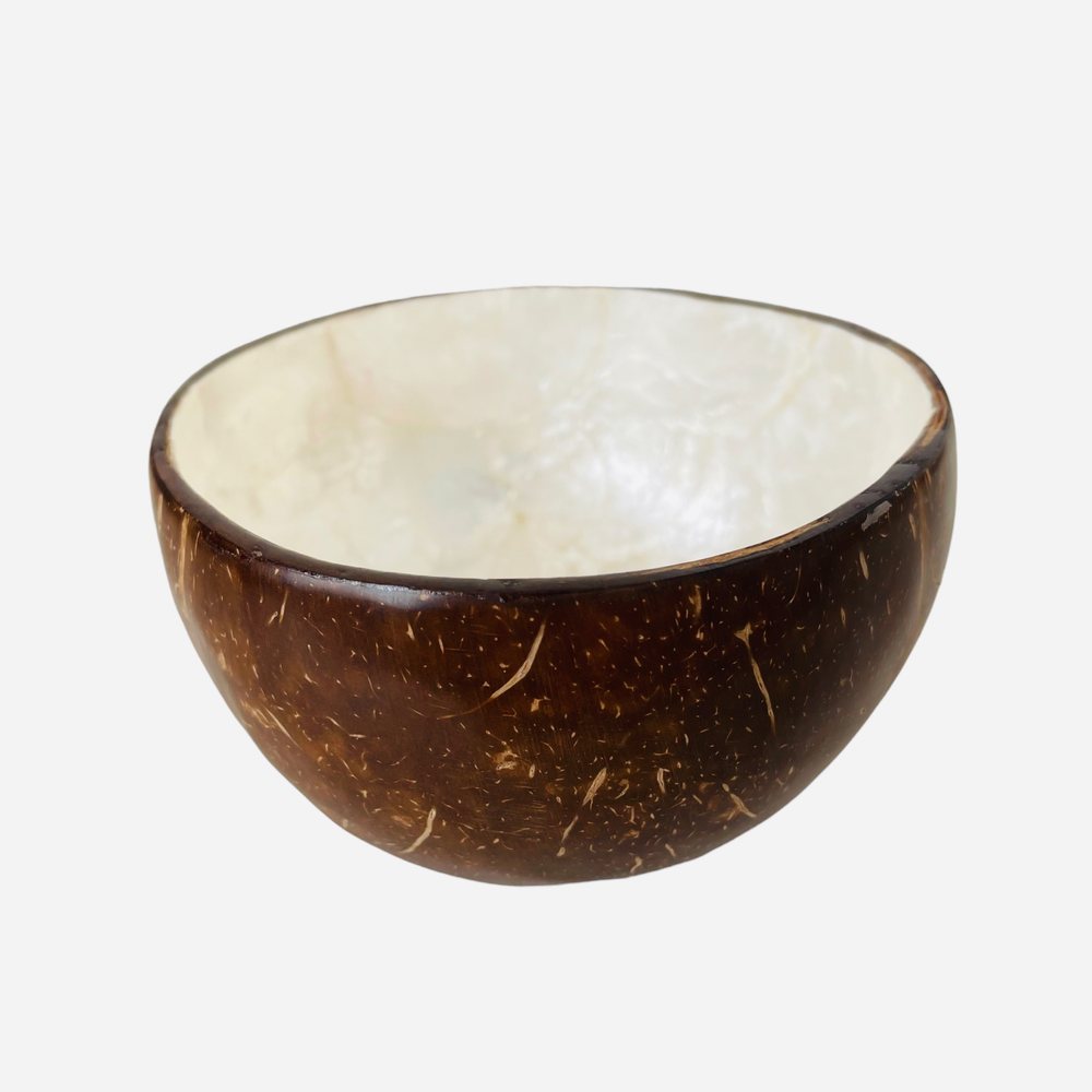 Кокосовая чаша с ракушкой (coco shell), 10-12 см диаметр