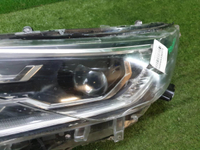 Битая Фара левая Toyota RAV4 5 XA50 (2018-н.в.) LED