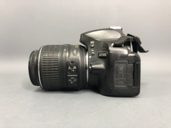 Nikon D5100 + 18-55mm 3.5-5.6G VR 14.005 кадров