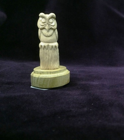 "Сова на пне", фигура