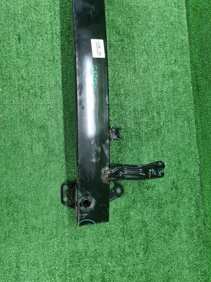 Усилитель передний Kia Rio 4 FB (2017-2020)