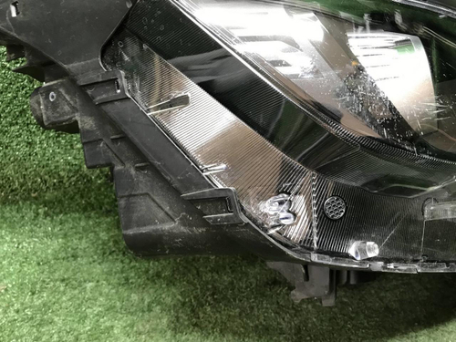 Фара правая Kia Seltos (2019-2022) галоген
