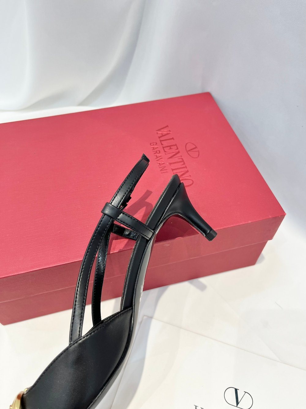Valentino Vlogo Slingback Pump 4 cm