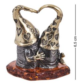 Народные промыслы AM- 342 Фигурка «Гномики Любовь» (латунь, янтарь)