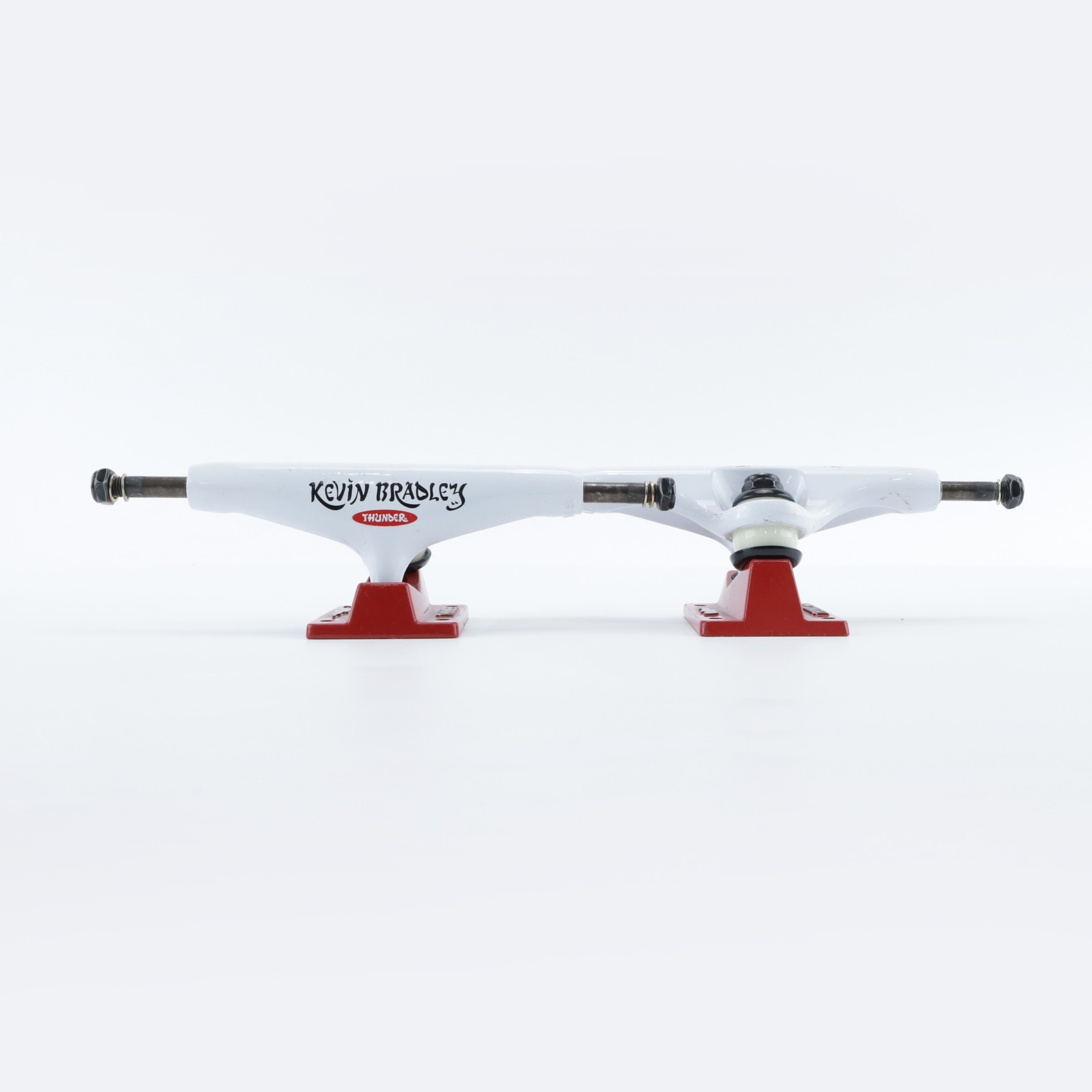 Подвески THUNDER BRADLEY KB'S ROOM (WHITE/RED) артикул:EJCdPPXjgwKkwYs3W64TX3 - купить в магазине Дайс