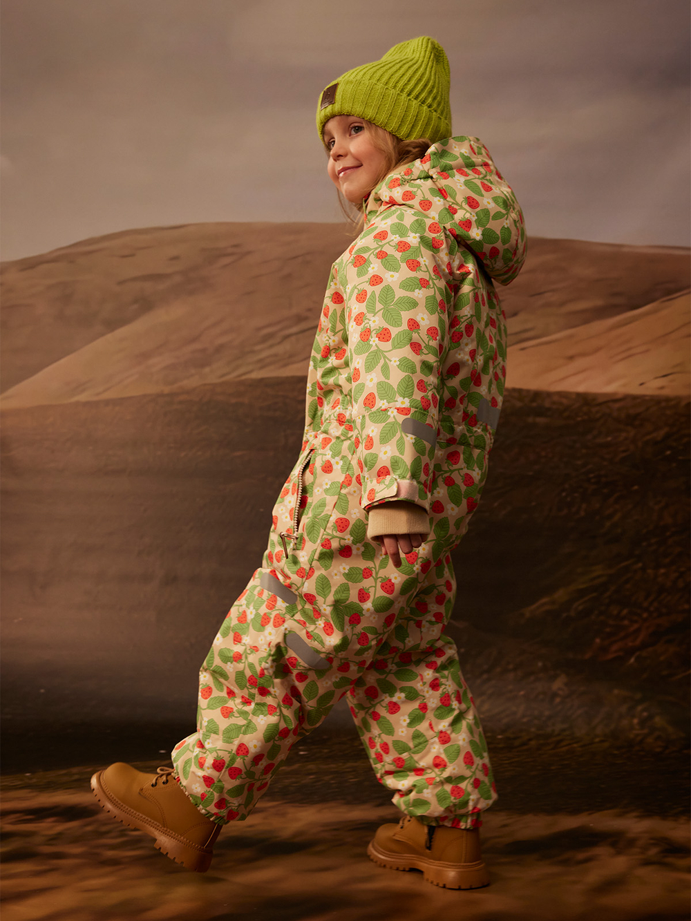 ПРЕДЗАКАЗ Комбинезон демисезонный Mjölk Strawberry, утеплитель 150гр/м2