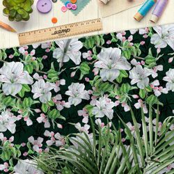 Ткань блэкаут живые белые лилии на чёрном фоне