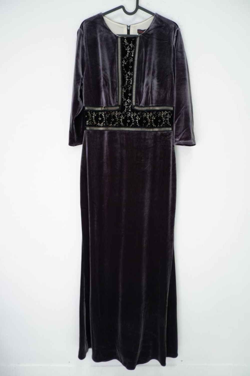 Платье Eleni Viare бархатное 48 размер, новое