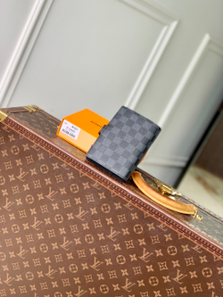 Louis Vuitton Small Ring Agenda