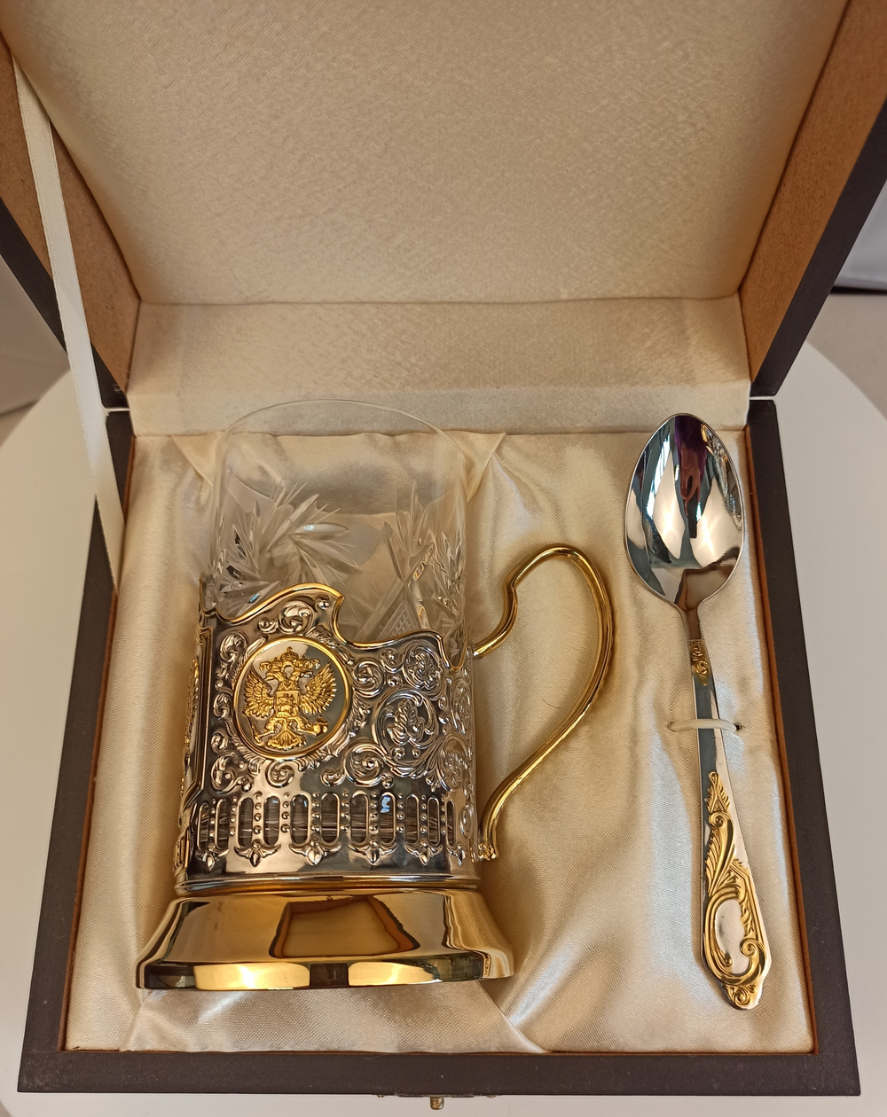 Подстаканник с позолотой "Герб России" в футляре