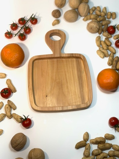 Доска для подачи с выемкой