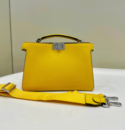 Fendi Peekaboo ISeeU XCross 23 cm