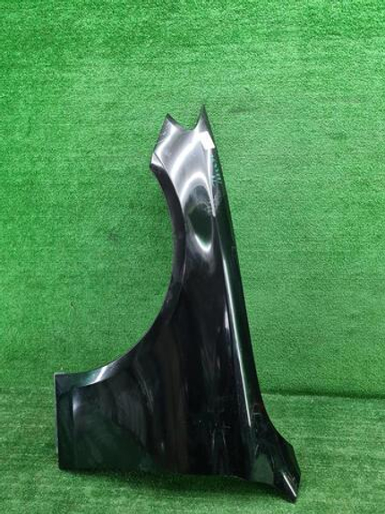 Крыло переднее левое Mercedes E W213 (2016-2023)