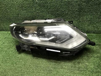 Фара правая Nissan X-Trail T32 (2017-2022) LED