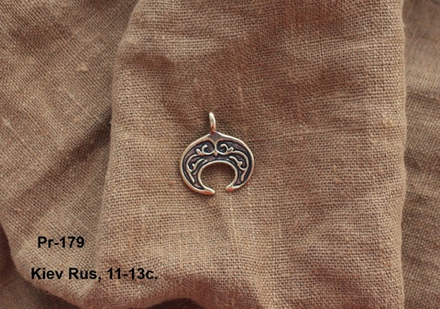 Лунница. Русь 11-13 в.