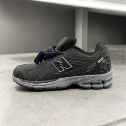 New Balance 1906R • Cordura Black