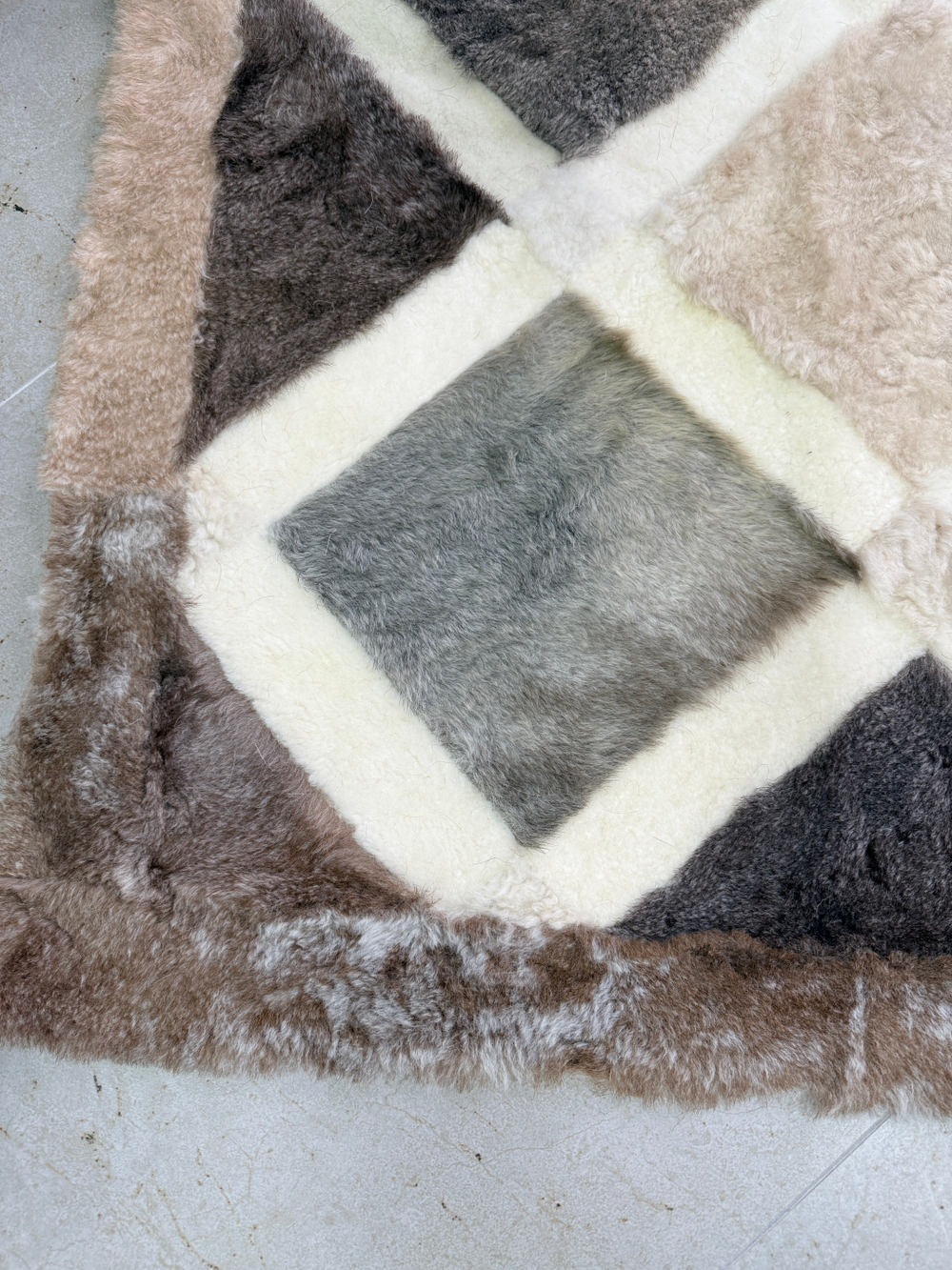 Ковер прямоугольный натуральный мех овчина, 210 х 170 см.