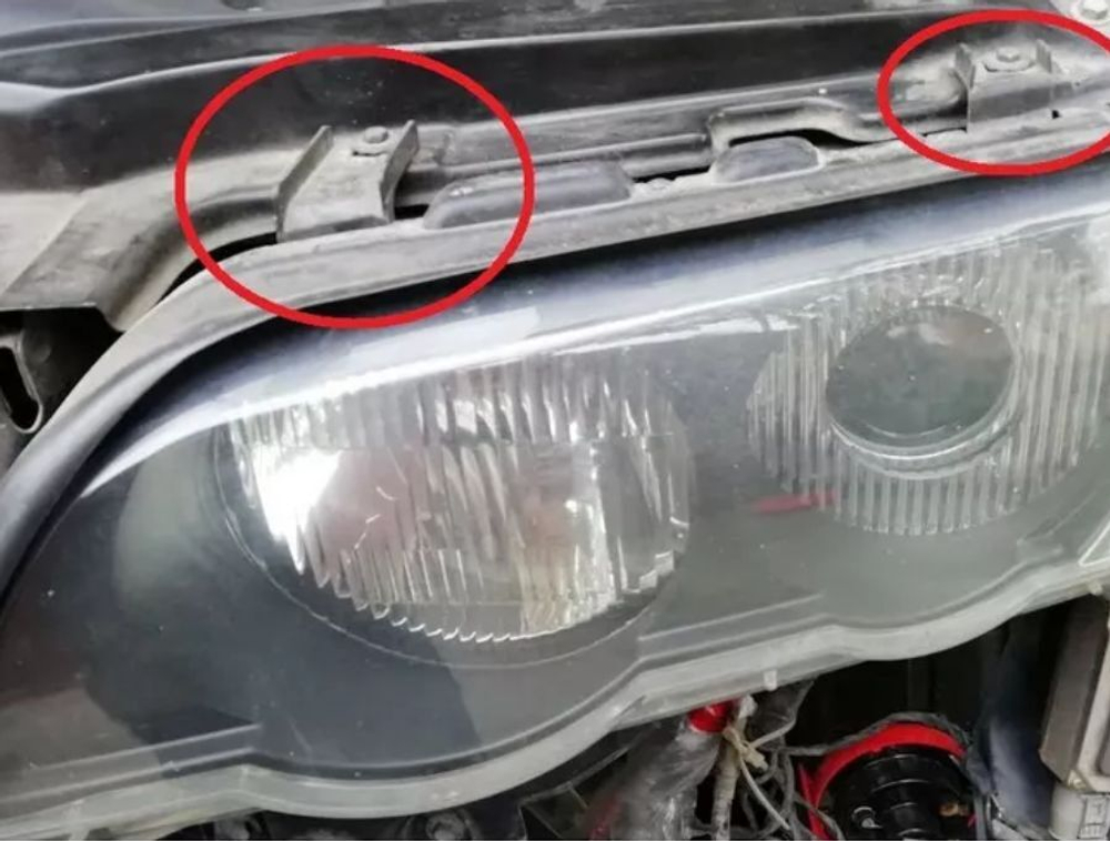 Ремкомплект креплений фар для BMW x5 e53 на рестайлинг 63126940249