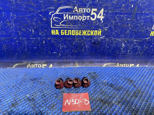 Форсунка топливная NISSAN R'NESSA 2000