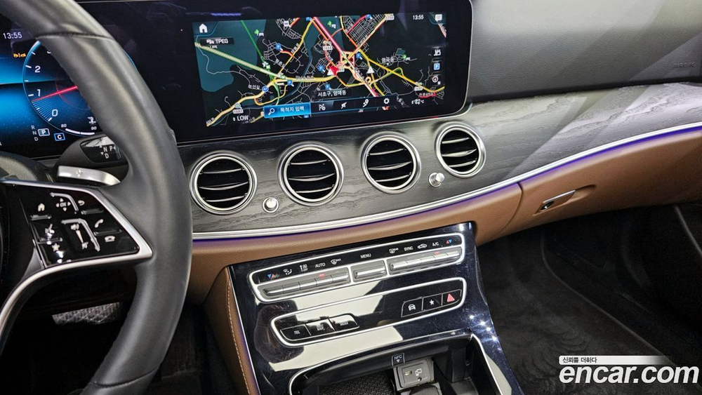 Mercedes-Benz E-Class W213 E250 Avangarde (11.2022)
