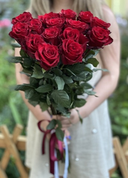 Букет красных роз 15 штук премиум качество "Экспловер"