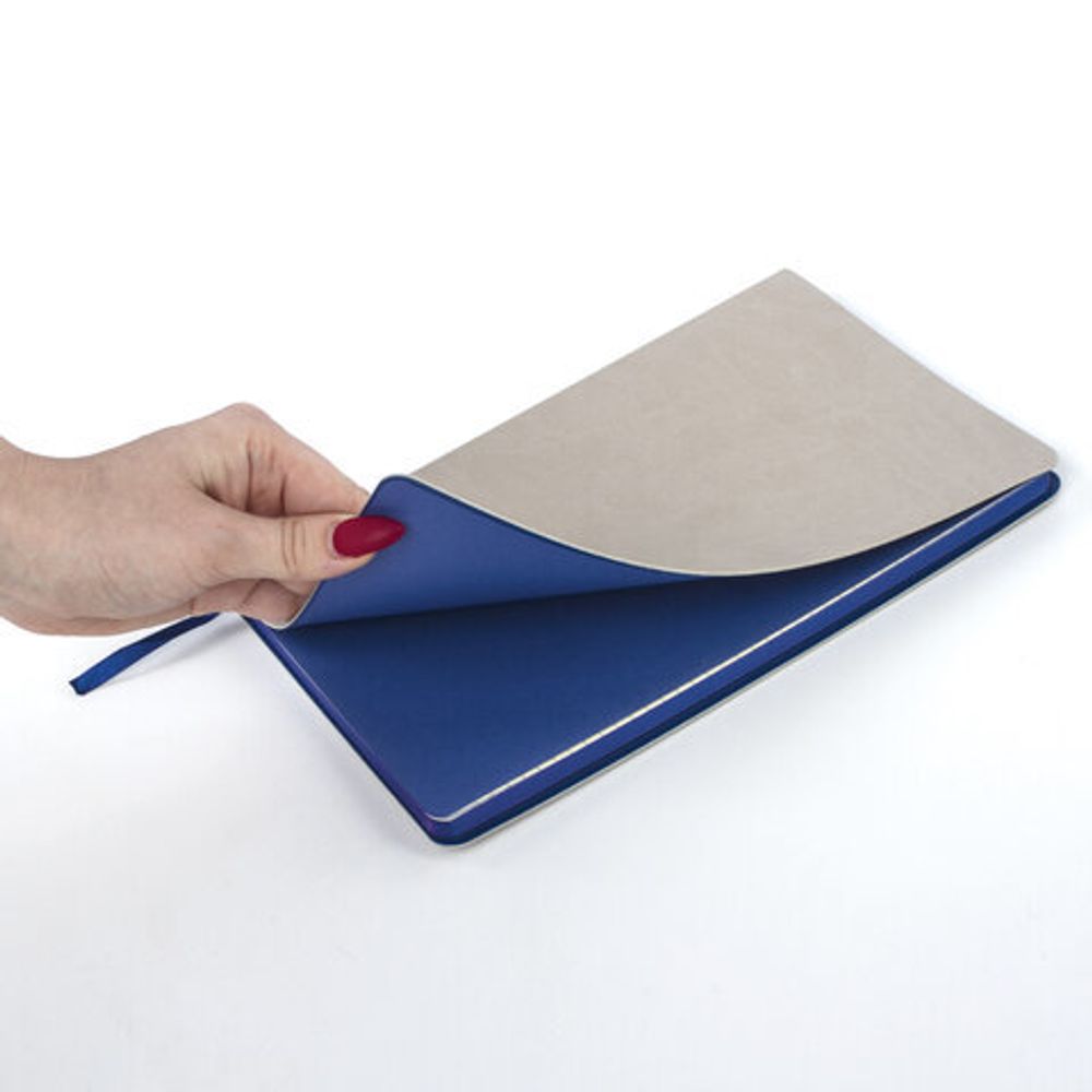 Блокнот в клетку А5 (148x218 мм), 80 л., под кожу серый BRAUBERG "Metropolis Mix", 111041