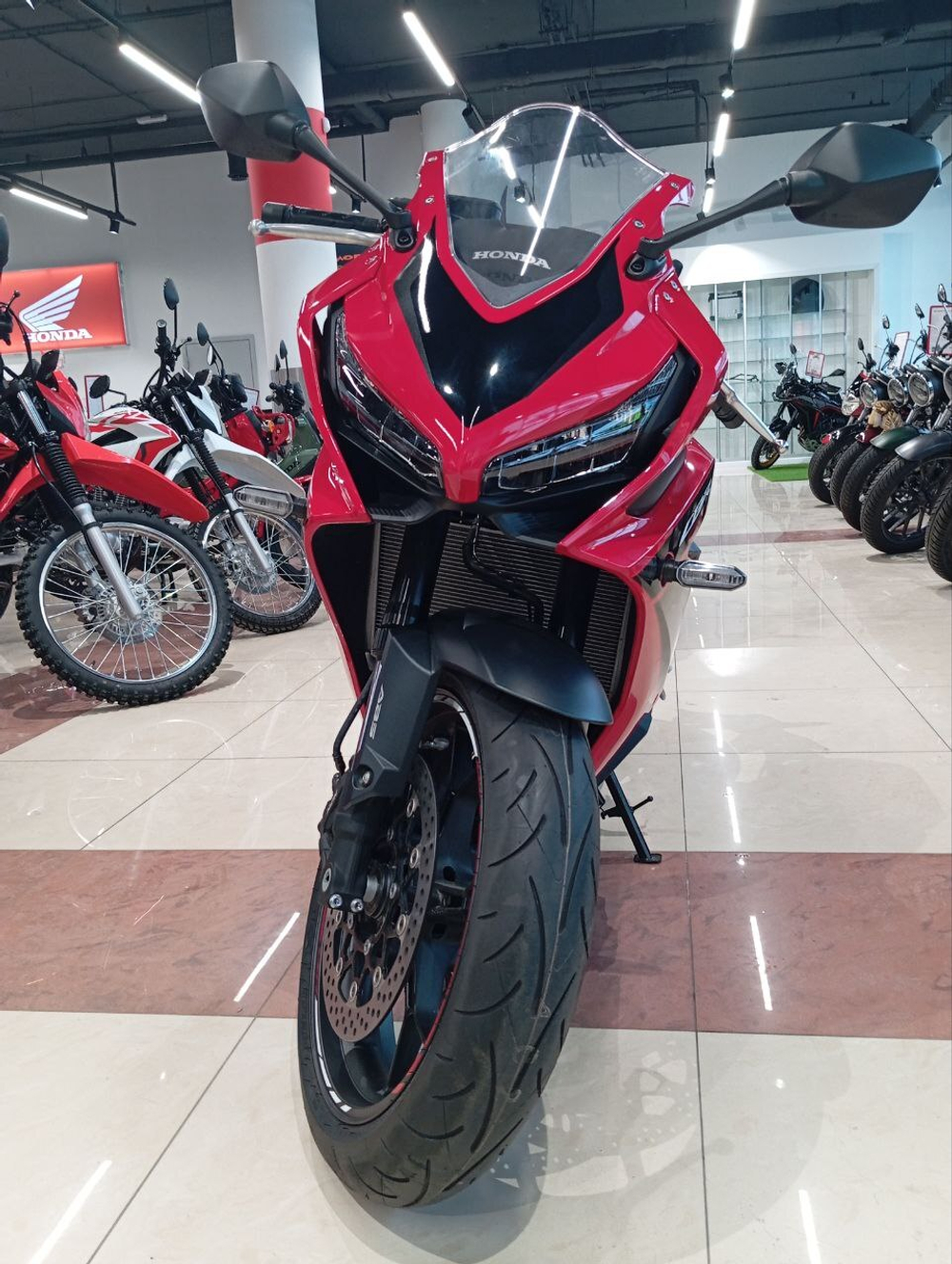 Мотоцикл Honda CBR650R