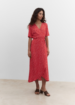 Платье на запах в длине миди