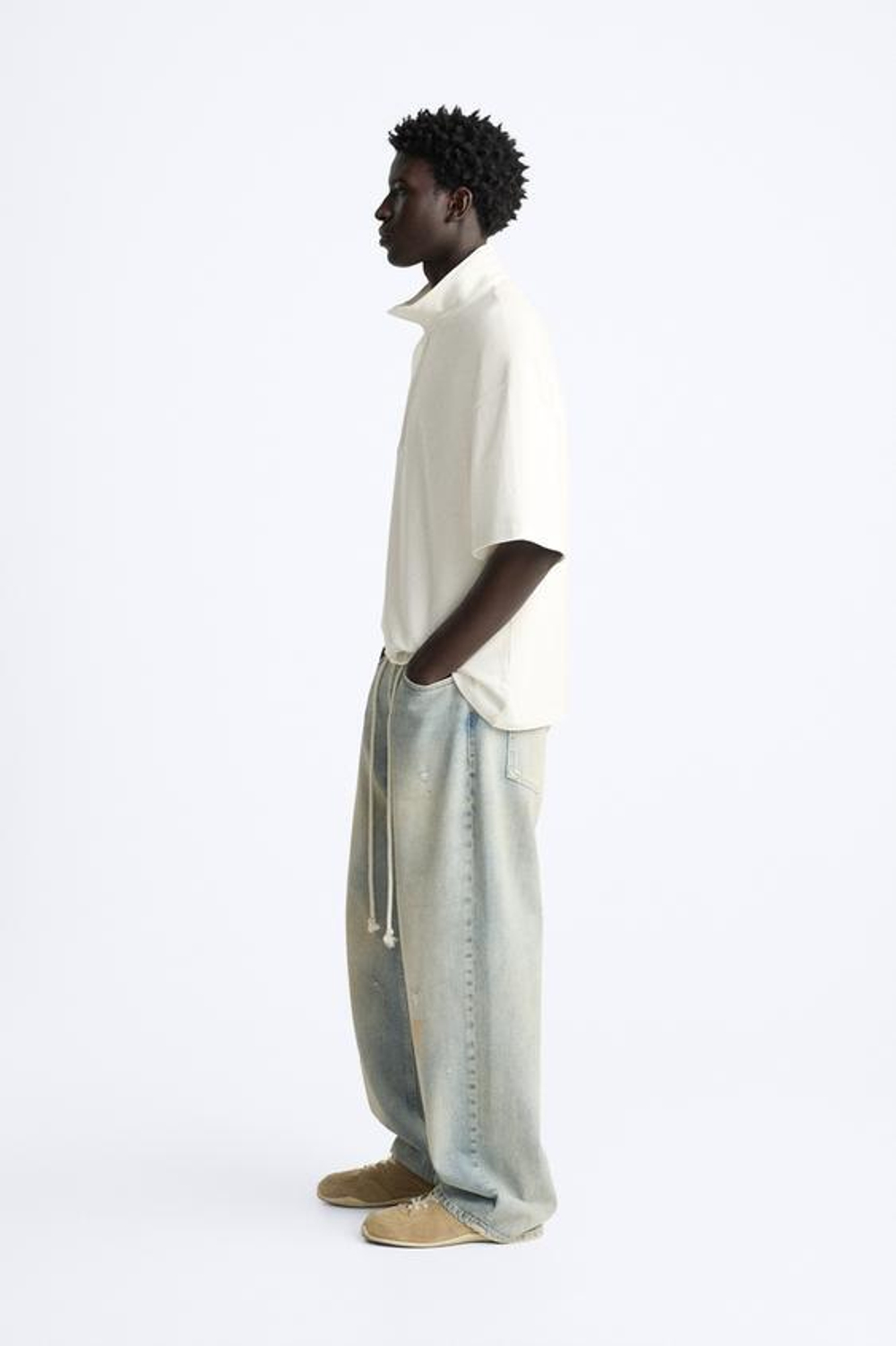 ZARA ТОЛСТОВКА С КОРОТКОЙ ЗАСТЕЖКОЙ-МОЛНИЕЙ, ЖЕЛТОВАТО-БЕЛЫЙ