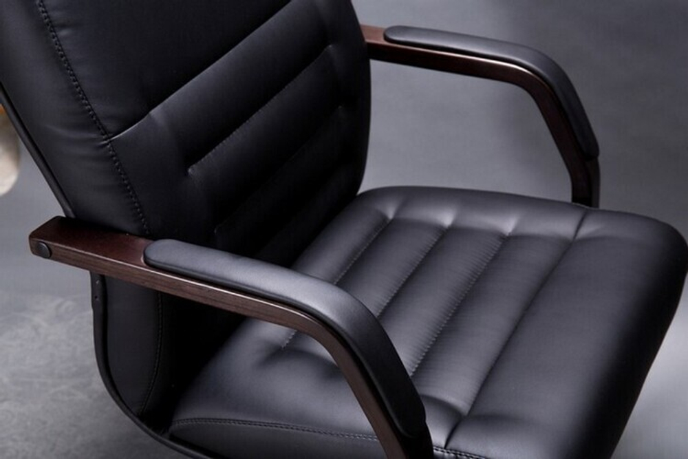 Кресло для руководителя MYRA C