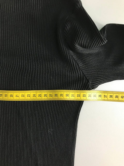 Платье Cos в рубчик обтягивающего кроя, маркировка ХS/S, визуально 42/44 размер