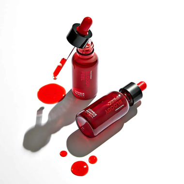 Кровавая пилинг-сыворотка с кислотами SKIN1004 Zombie Beauty Bloody Peel