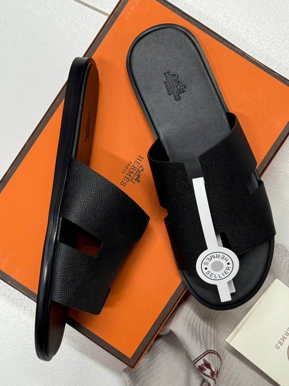 Шлепанцы Hermes