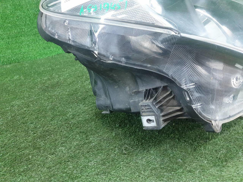 Фара правая Toyota Rav 4 CA40 (2012-2015) ксенон