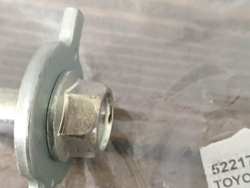 Болт рамы Toyota Fortuner 2 15-20 Новое Оригинал 522170K050