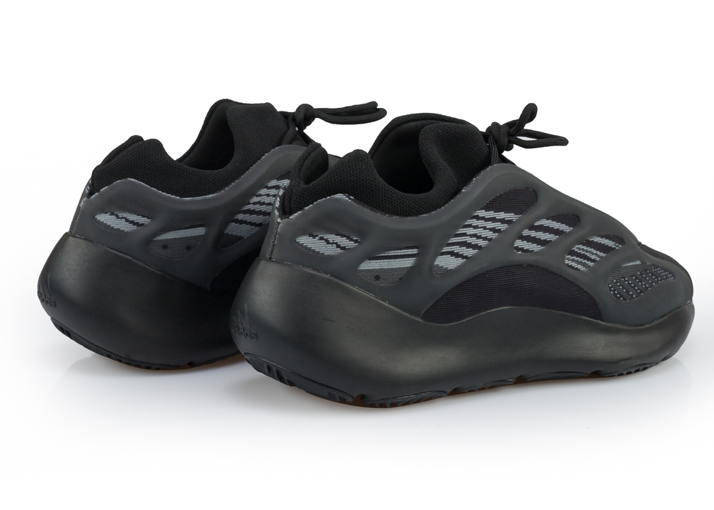 Yeezy 700 Black-Grey