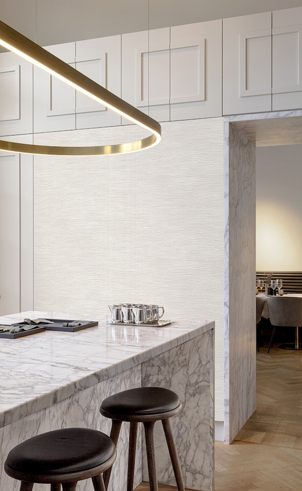 Обои Khroma Ray Lucence Onyx RAY102