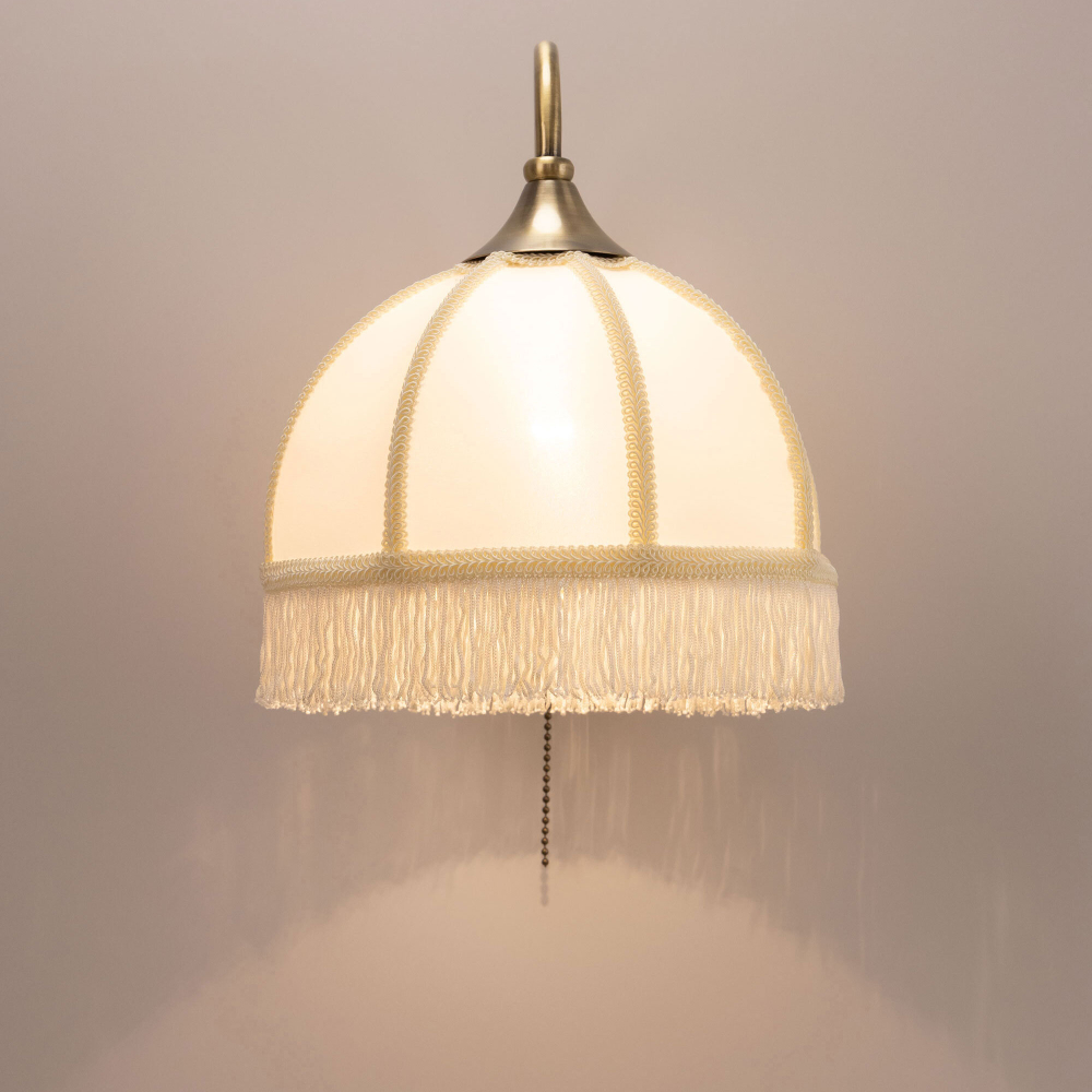 Citilux Базель CL407311 Бра с бежевым абажуром и выключателем