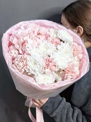 Авторский букет в розовой гамме