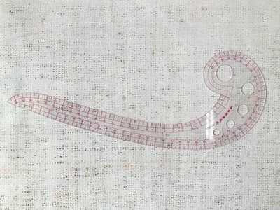 Лекало портновское, р. 30,5х12 см