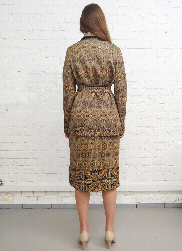 Комплект (платье и жакет) "Барокко", по мотивам рисунков на портьере, представляющих Венеру и амуров, 17 век