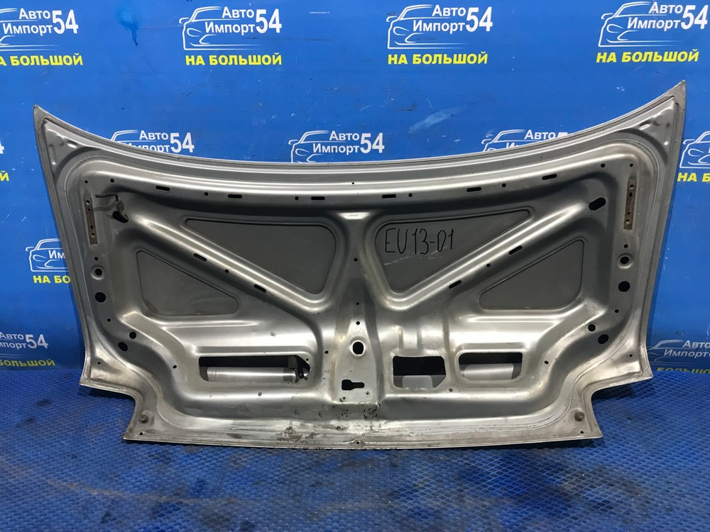 Крышка багажника NISSAN BLUEBIRD 1993