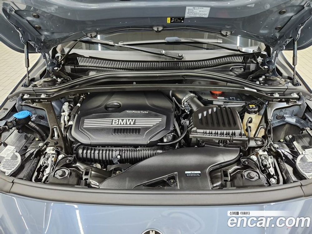 BMW 1 Series (F40) 120i Advantage (08.2021)