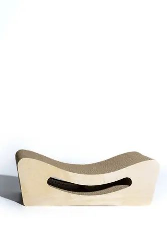 Зоо Няня Когтеточка-лежанка УЛЫБКА с игрушкой картон 49*21*16см