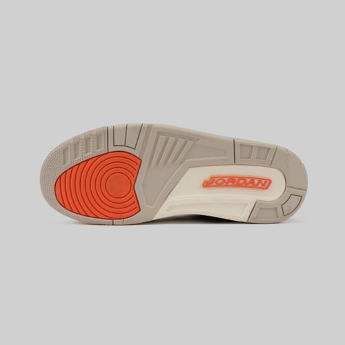 Кроссовки Jordan 3 Retro Desert Elephant артикул:CT8532-008 - купить в магазине Дайс
