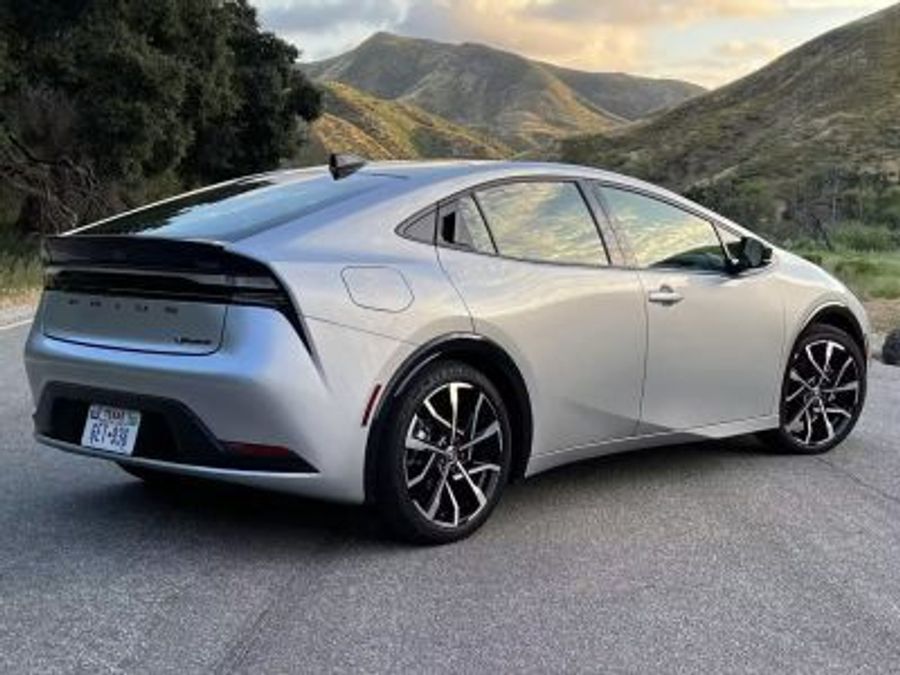 Toyota Prius установил мировой рекорд по эффективному расходу топлива