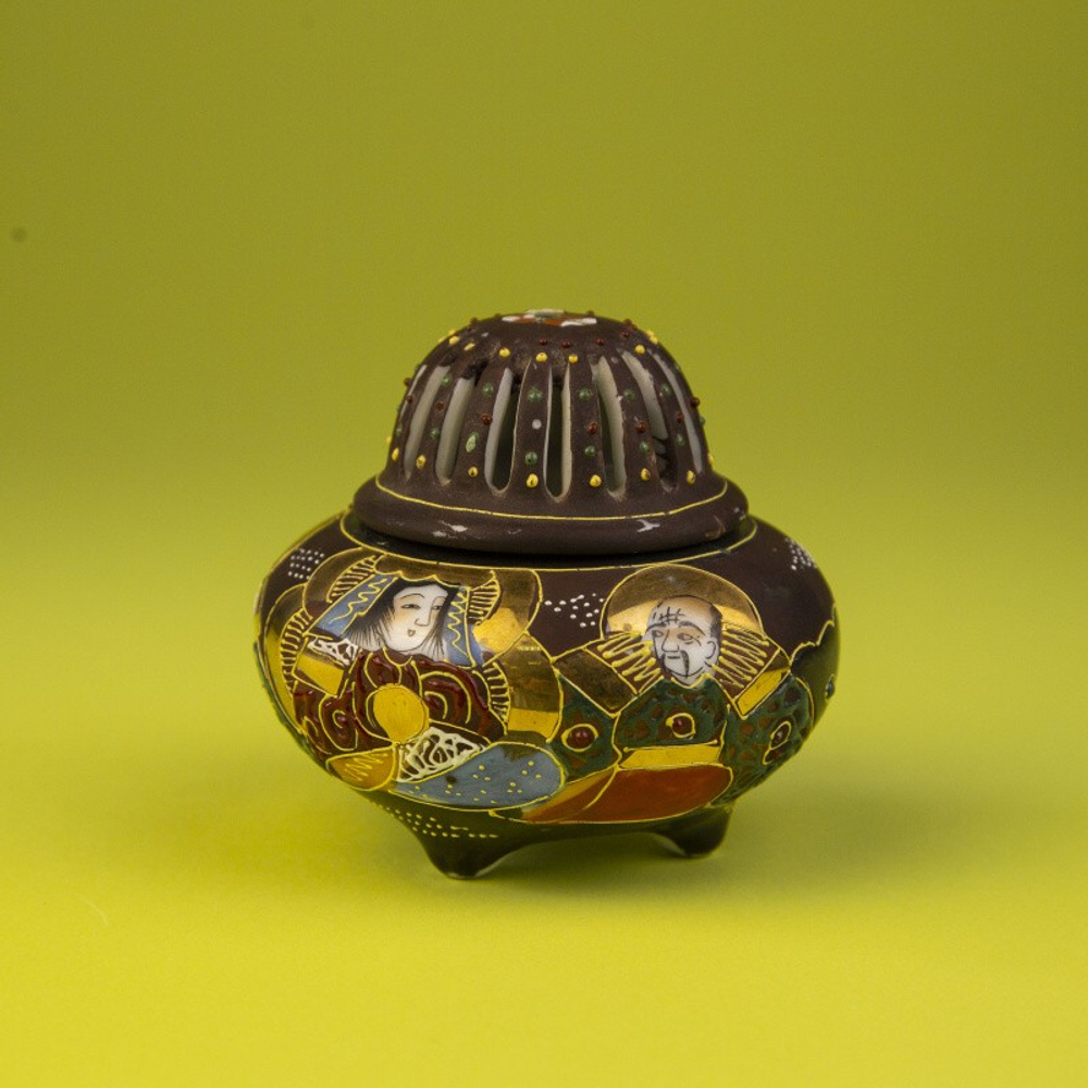 Шкатулка-курильница в стиле сацума