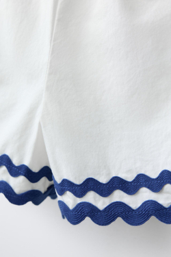 ZARA Х CASA LAWA ШОРТЫ ИЗ ПОПЛИНА С ВОЛНИСТЫМ КРАЕМ, БЕЛЫЙ